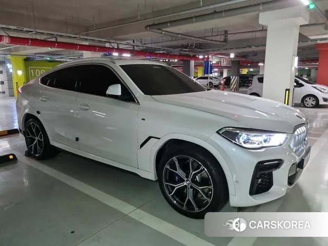 BMW X6 (G06) 2023 Белый из Кореи, фото 2