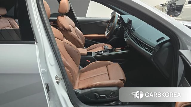 Audi A4 (B9) 2023 Белый из Кореи, фото 2