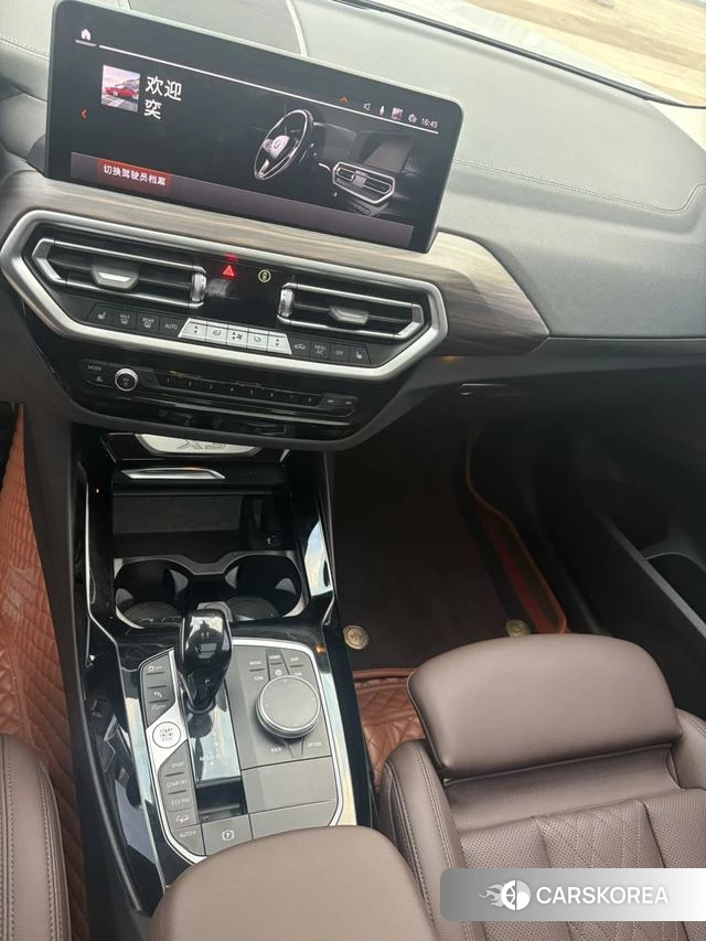 BMW X3 2021 Белый из Китая, фото 2