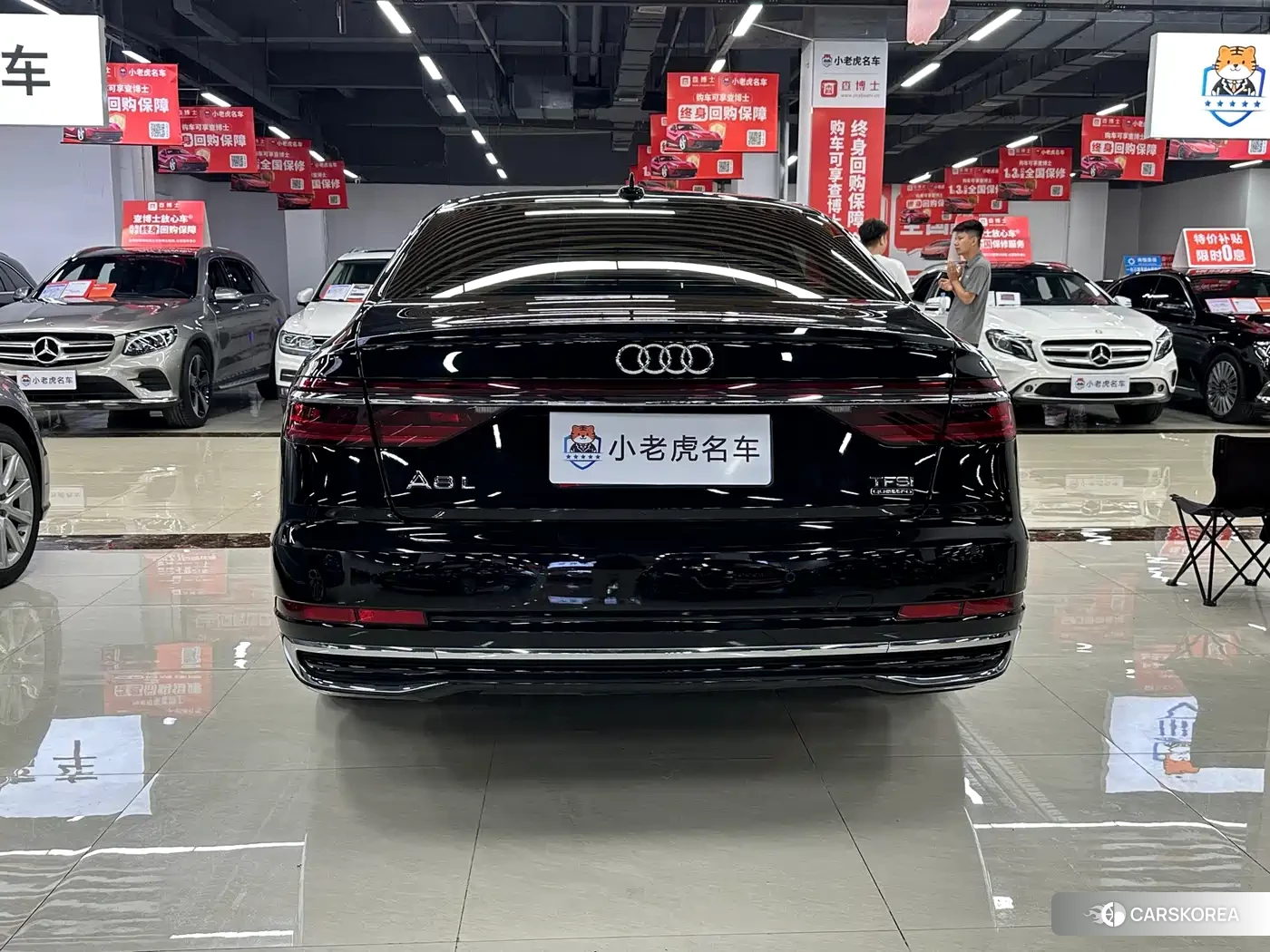Audi A8 2023 Черный из Китая, фото 2