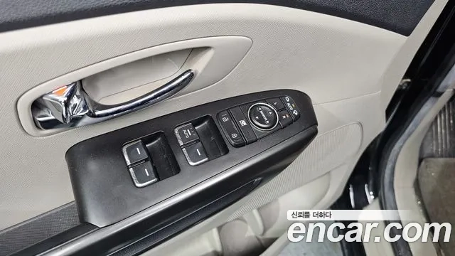 Kia The New Carnival 2018 Черный из Кореи, фото 2