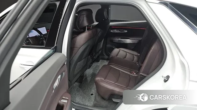 Genesis GV70 2024 Белый из Кореи, фото 2