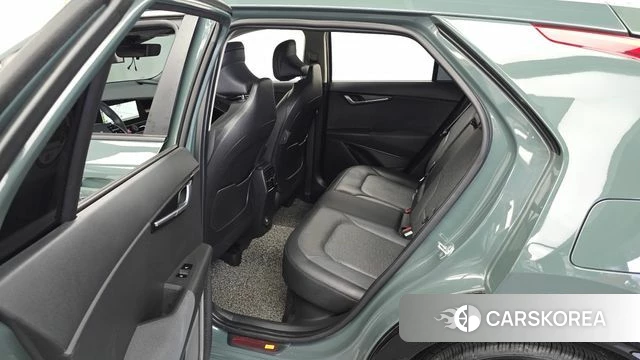 Kia Di Ol Nu Niro 2022 Темно-зеленый из Кореи, фото 2