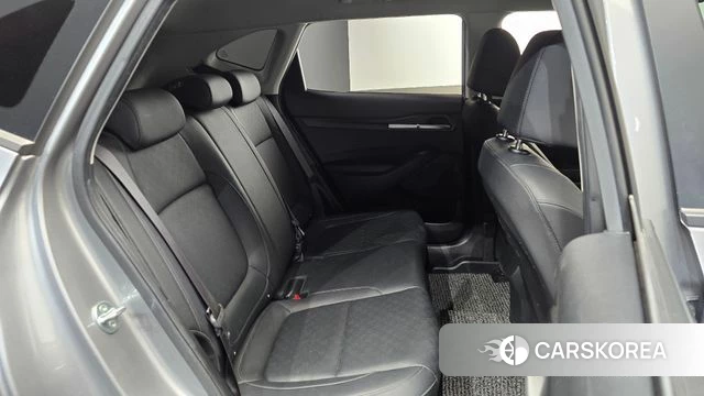 Kia Seltos 2021 Серый из Кореи, фото 2