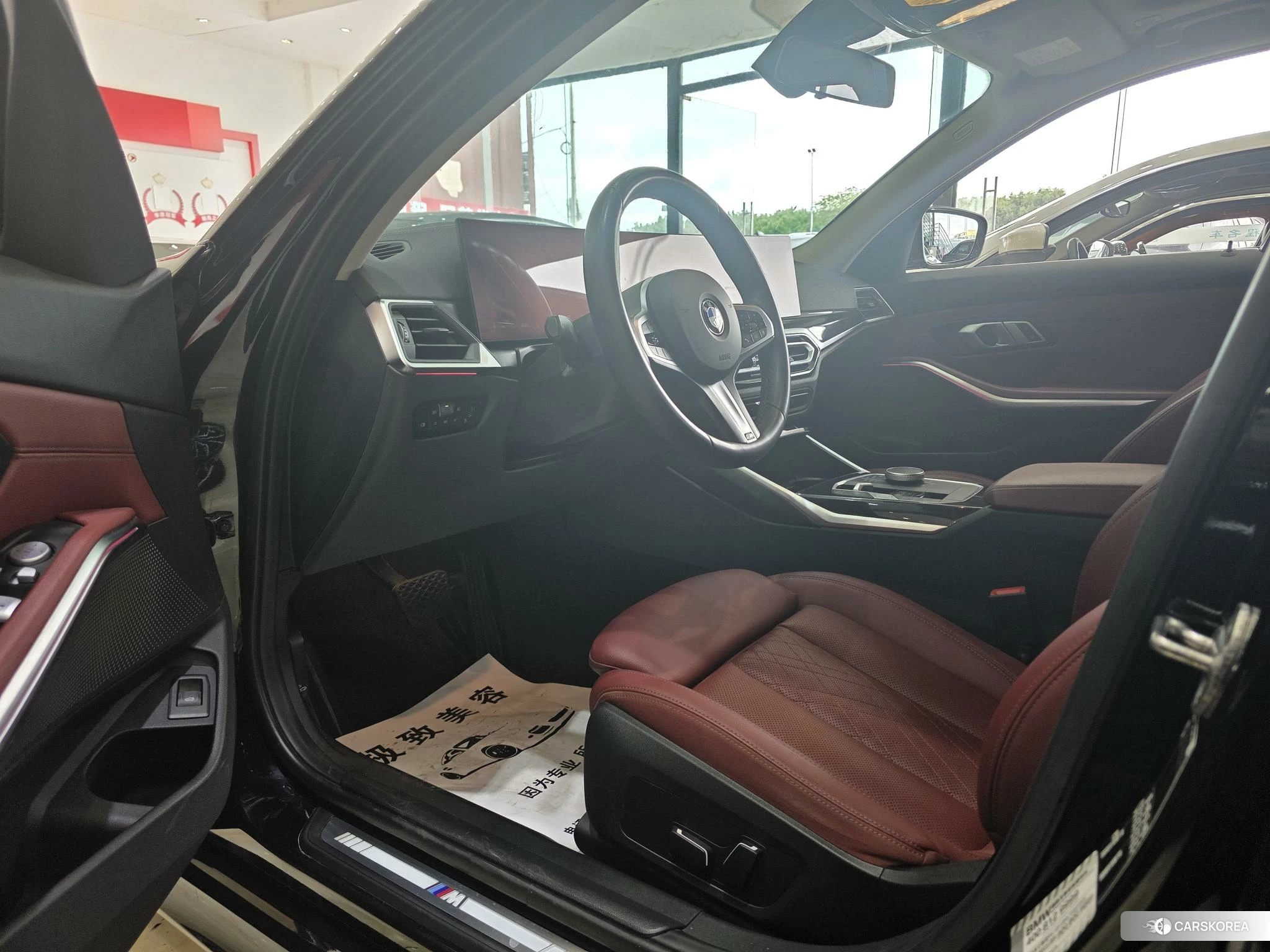 BMW 3 series 2022 Черный из Китая, фото 2