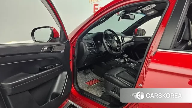 Ssangyong The New Rexton Sport 2023 Красный из Кореи, фото 2