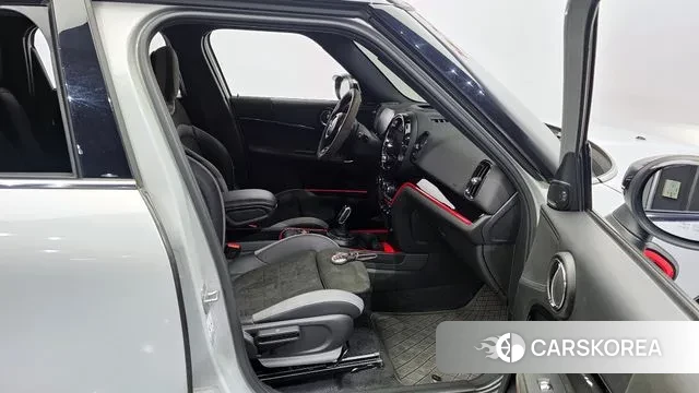 Mini Cooper S Countryman 2020 Серебряный из Кореи, фото 2