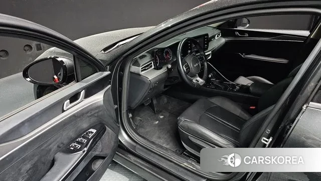 Kia K5 3rd generation 2023 Серый из Кореи, фото 2