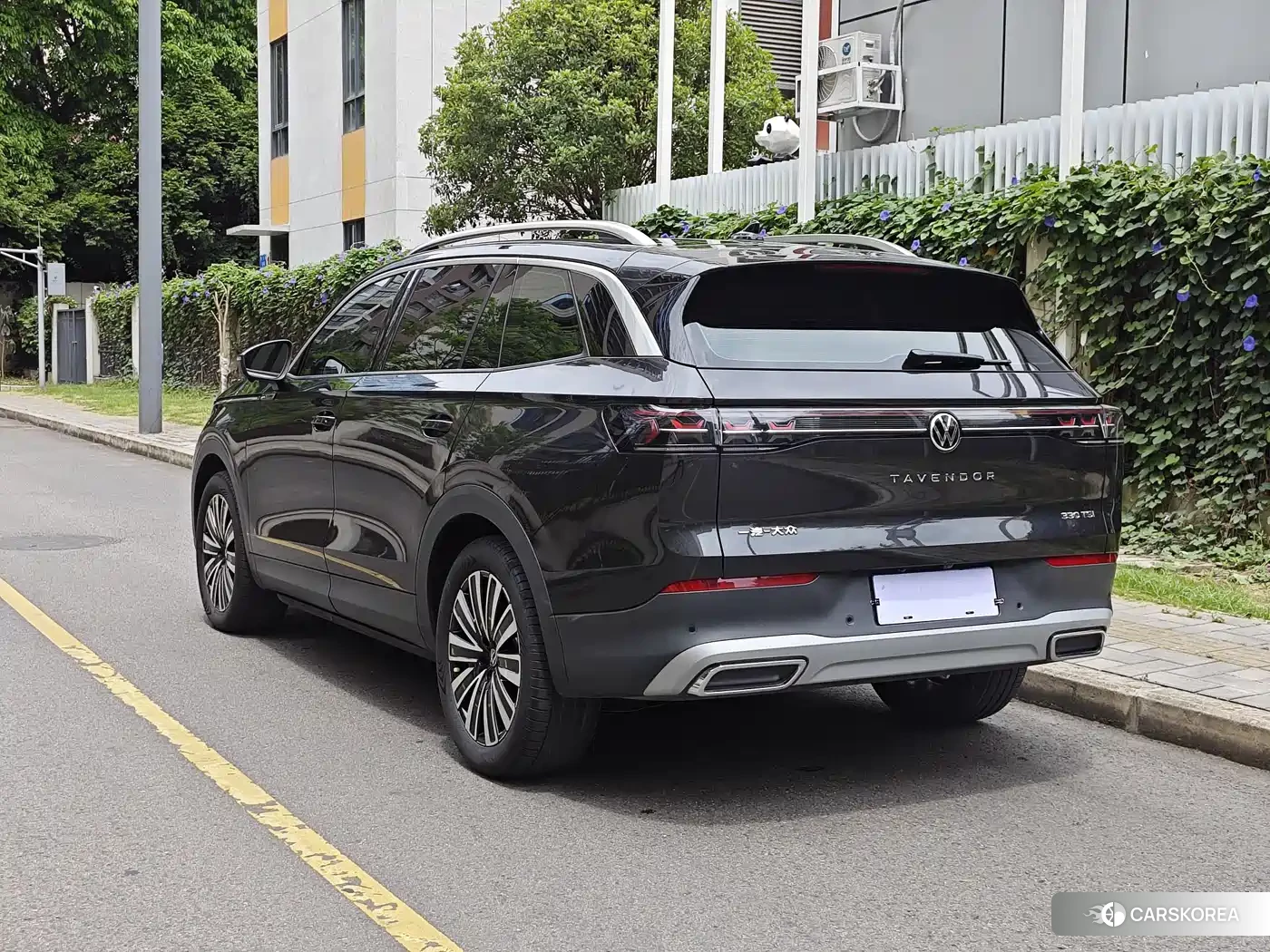 Volkswagen Tavendor 2024 Черный из Китая, фото 2