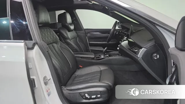 BMW 6 Series GT (G32) 2020 Белый из Кореи, фото 2