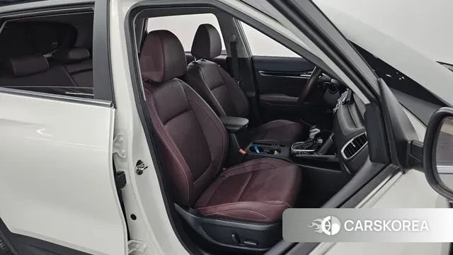 Kia Seltos 2022 Белый из Кореи, фото 2