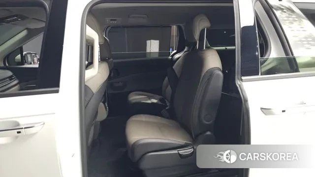 Kia The New Carnival 4th Generation 2023 Белый из Кореи, фото 2