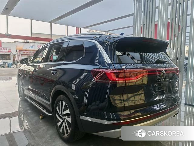 Volkswagen Lanjing 2022 Синий из Китая, фото 2