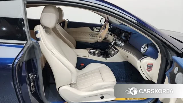 Mercedes-Benz E-Class W213 2018 Синий из Кореи, фото 2