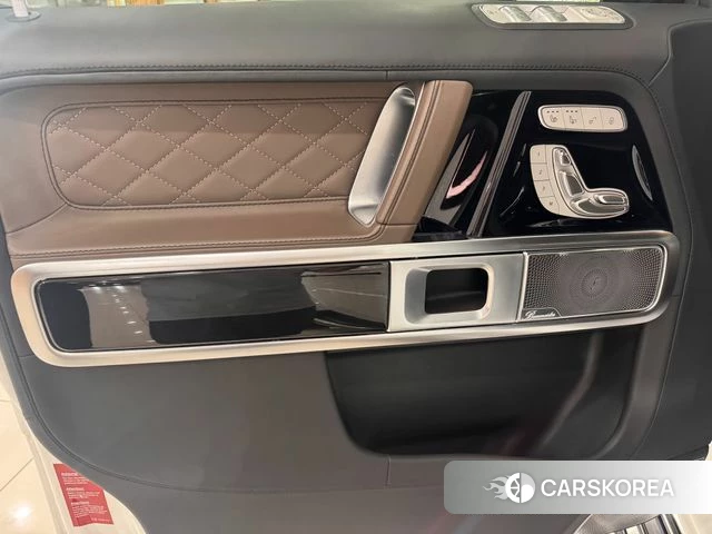 Mercedes-Benz G-Class W463b 2021 Белый из Кореи, фото 2