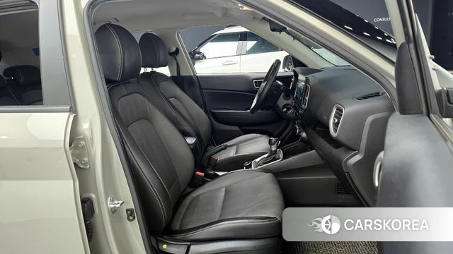 Hyundai Venue 2020 Серебристо-серый из Кореи, фото 2