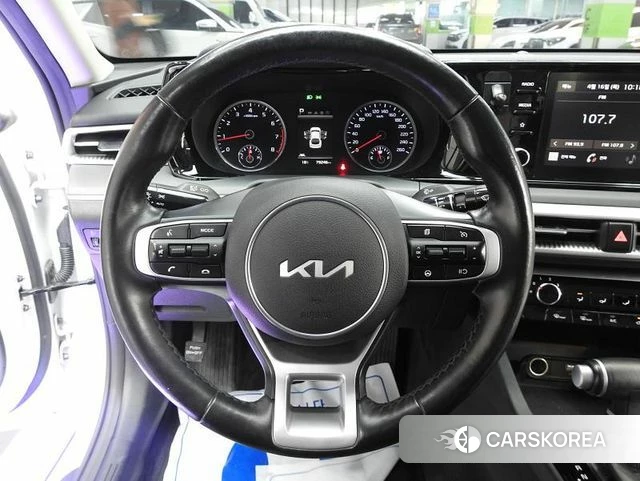 Kia K5 3rd generation 2022 Белый из Кореи, фото 2