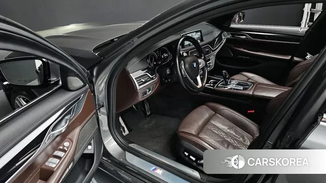 BMW 7 Series (G11) 2018 Серый из Кореи, фото 2