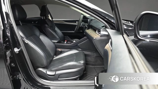 Kia K5 3rd generation 2021 Черный из Кореи, фото 2