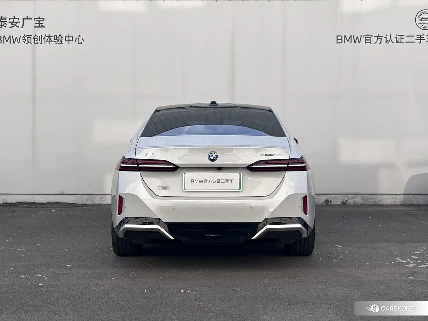 BMW i5 2024 Белый из Китая, фото 2