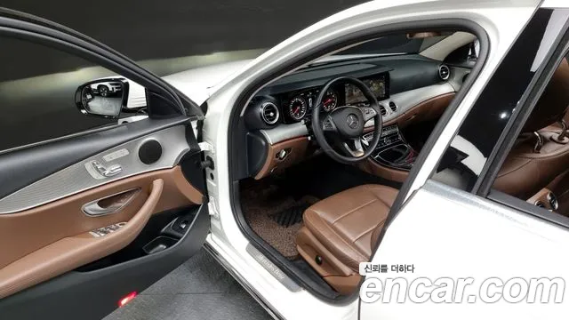 Mercedes-Benz E-Class W213 id 2717023 из Кореи 2