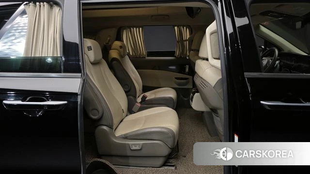 Kia Carnival 4th generation 2021 Черный из Кореи, фото 2