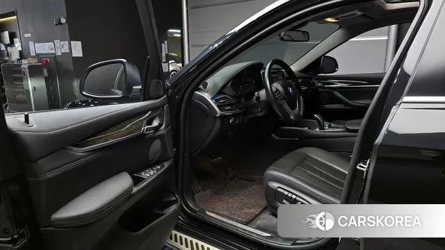 BMW X6 (F16) 2018 Черный из Кореи, фото 2