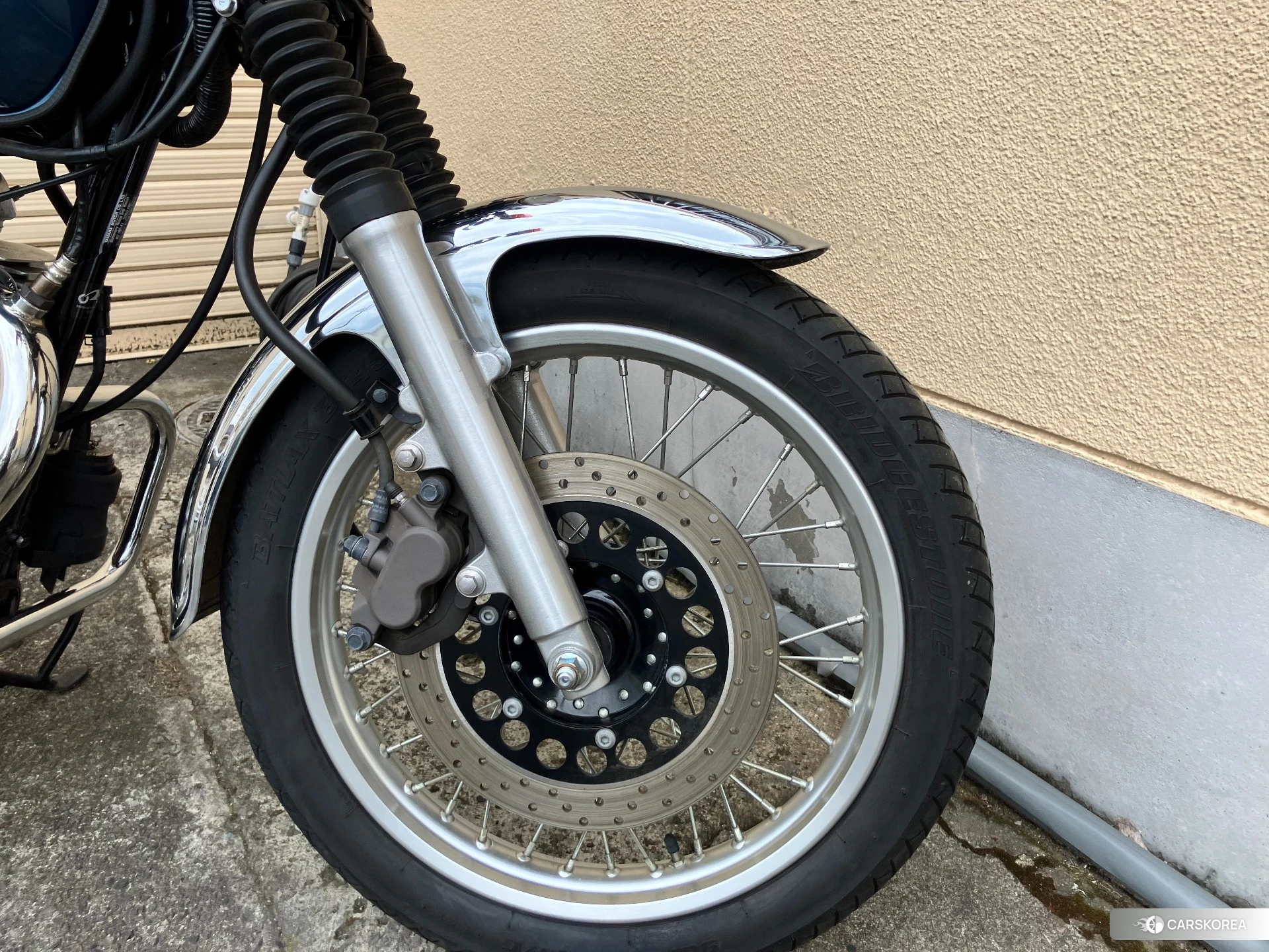 Проданный Yamaha SR 400 2020 из Японии, фото 4