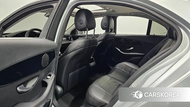 Mercedes-Benz C-Class W205 2018 Серый из Кореи, фото 2