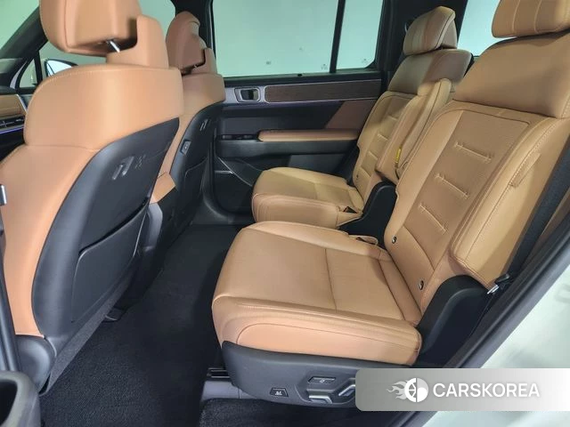 Hyundai Santa Fe (MX5) 2023 Белый из Кореи, фото 2