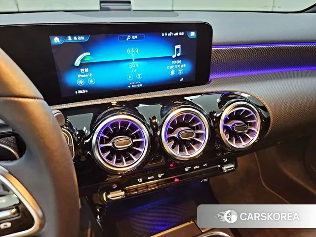 Mercedes-Benz A-Class W177 2021 Белый из Кореи, фото 2