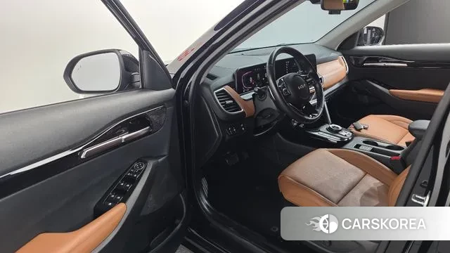 Kia The New Seltos 2024 Черный из Кореи, фото 2