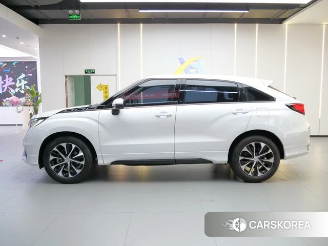 Honda Crown Road 2019 Белый из Китая, фото 2