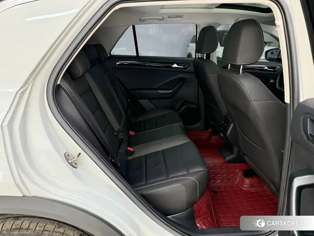 Volkswagen T-Roc 2022 Белый из Китая, фото 2