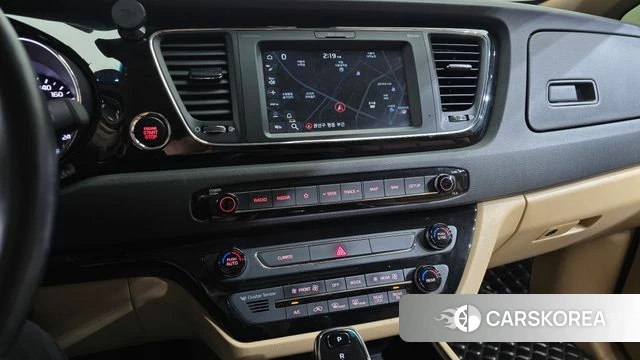 Kia The New Carnival 2018 Черный из Кореи, фото 2
