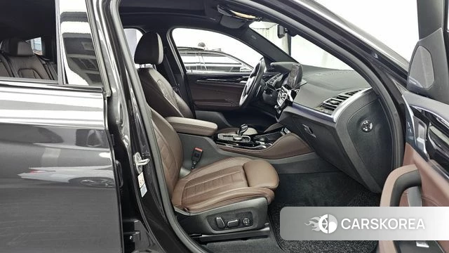 BMW X4 (G02) 2024 Серый из Кореи, фото 2