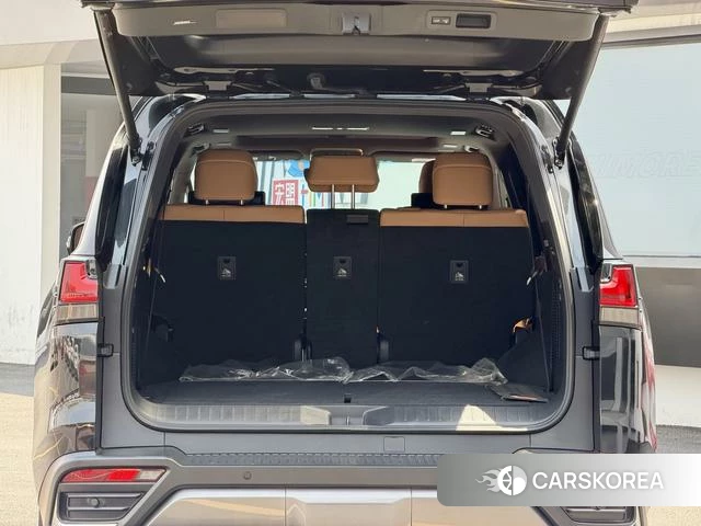 Lexus LX 2024 Черный из Китая, фото 2
