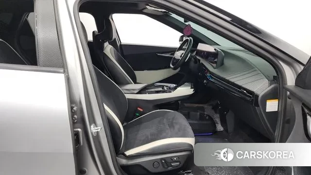 Kia EV6 2021 Серый из Кореи, фото 2