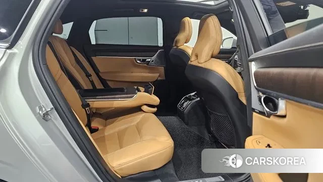 Volvo S90 2021 Серебряный из Кореи, фото 2