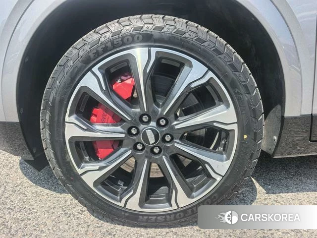 Cadillac XT5 2024 Серебристо-серый из Китая, фото 2