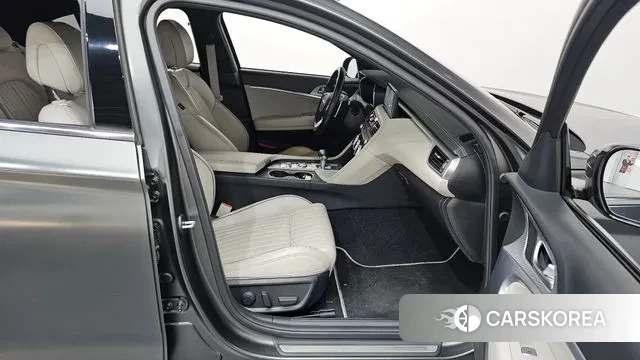 Genesis The New G70 2022 Серый из Кореи, фото 2