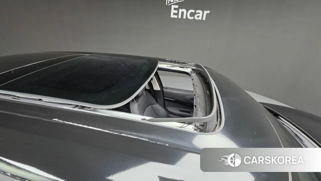 Mini Cooper Clubman 2023 Черный из Кореи, фото 2