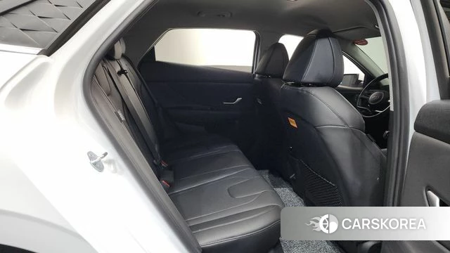 Hyundai The New Avante (CN7) 2025 Белый из Кореи, фото 2