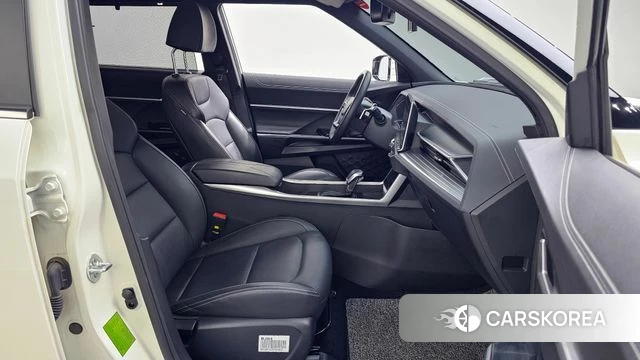 Ssangyong Torres 2023 Белый из Кореи, фото 2