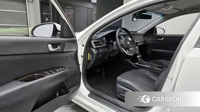 Kia The New K5 2nd generation 2018 Белый из Кореи, фото 2