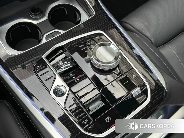 BMW X5 (G05) 2025 Черный из Кореи, фото 2