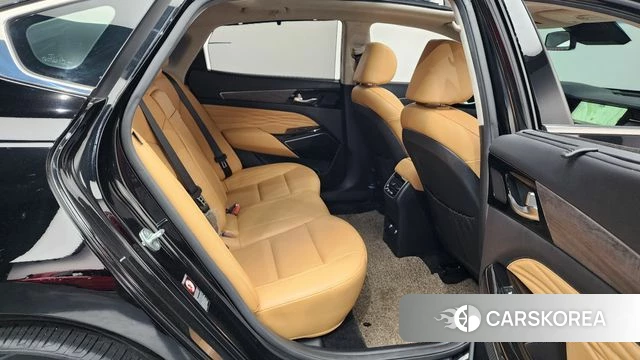 Kia K7 Premier Hybrid 2021 Черный из Кореи, фото 2