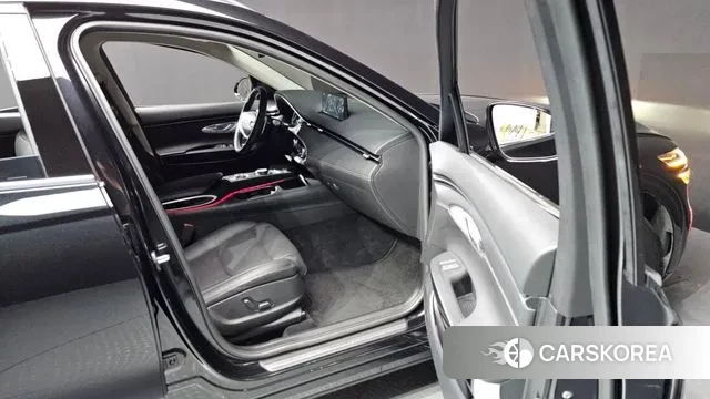 Genesis GV70 2024 Черный из Кореи, фото 2