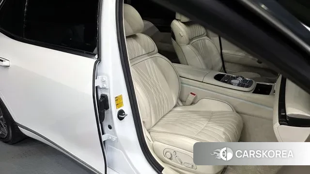 Genesis G90 (RS4) 2022 Белый из Кореи, фото 2