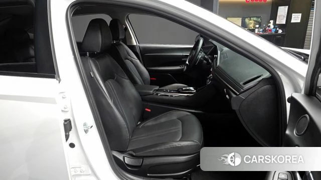 Hyundai Sonata (DN8) 2021 Белый из Кореи, фото 2